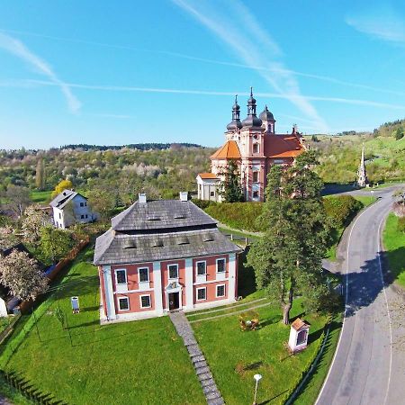 Hotel Dum Zameckych Kaplanu Valec Zewnętrze zdjęcie